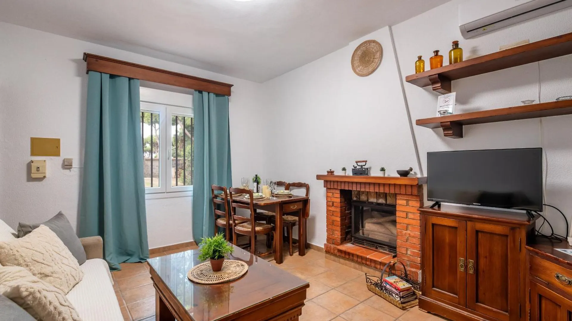 Chalet Con Chimenea Y Piscina Empul Aguacate Chiclana de la Frontera Spain